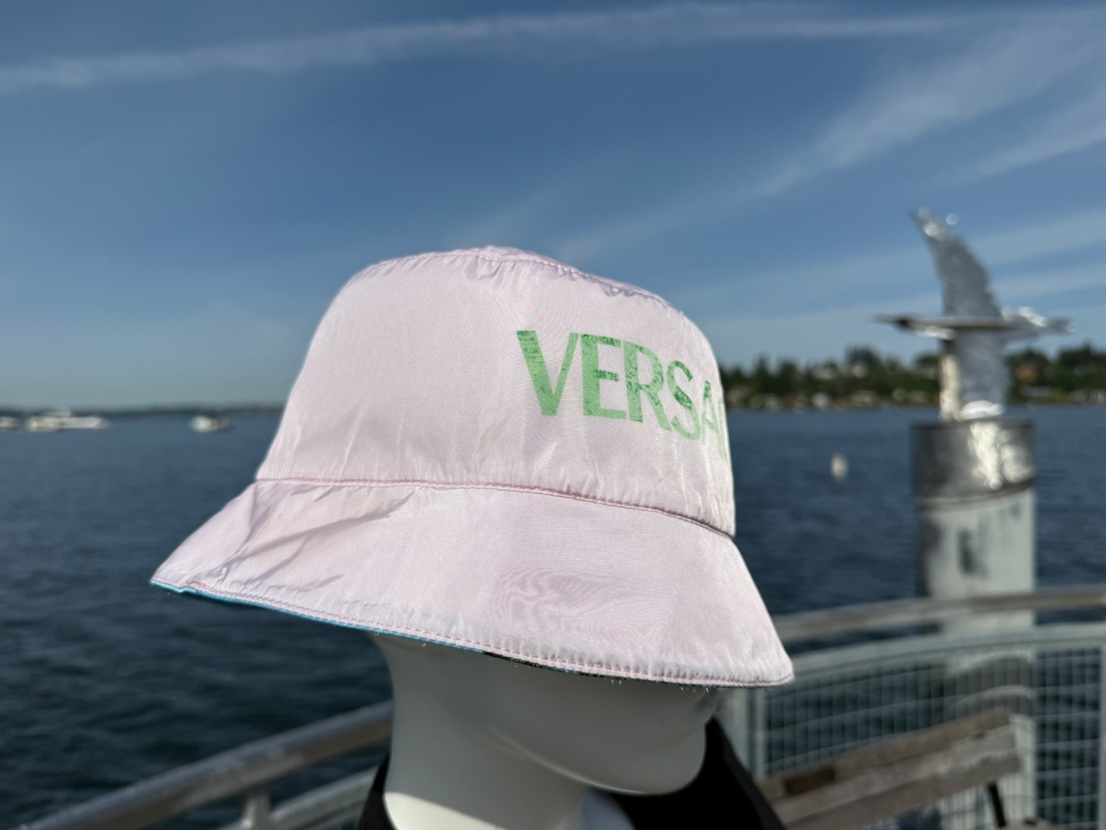 Vesace Reversible Bucket Hat with Sea Shell pattern Unisex size L