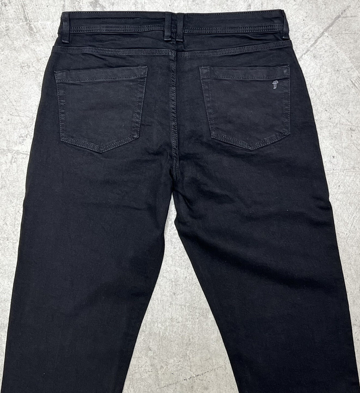 nyc The Perfect Jean Men’s Athletic Fit Stealth – Black Multiple Sizes NWT