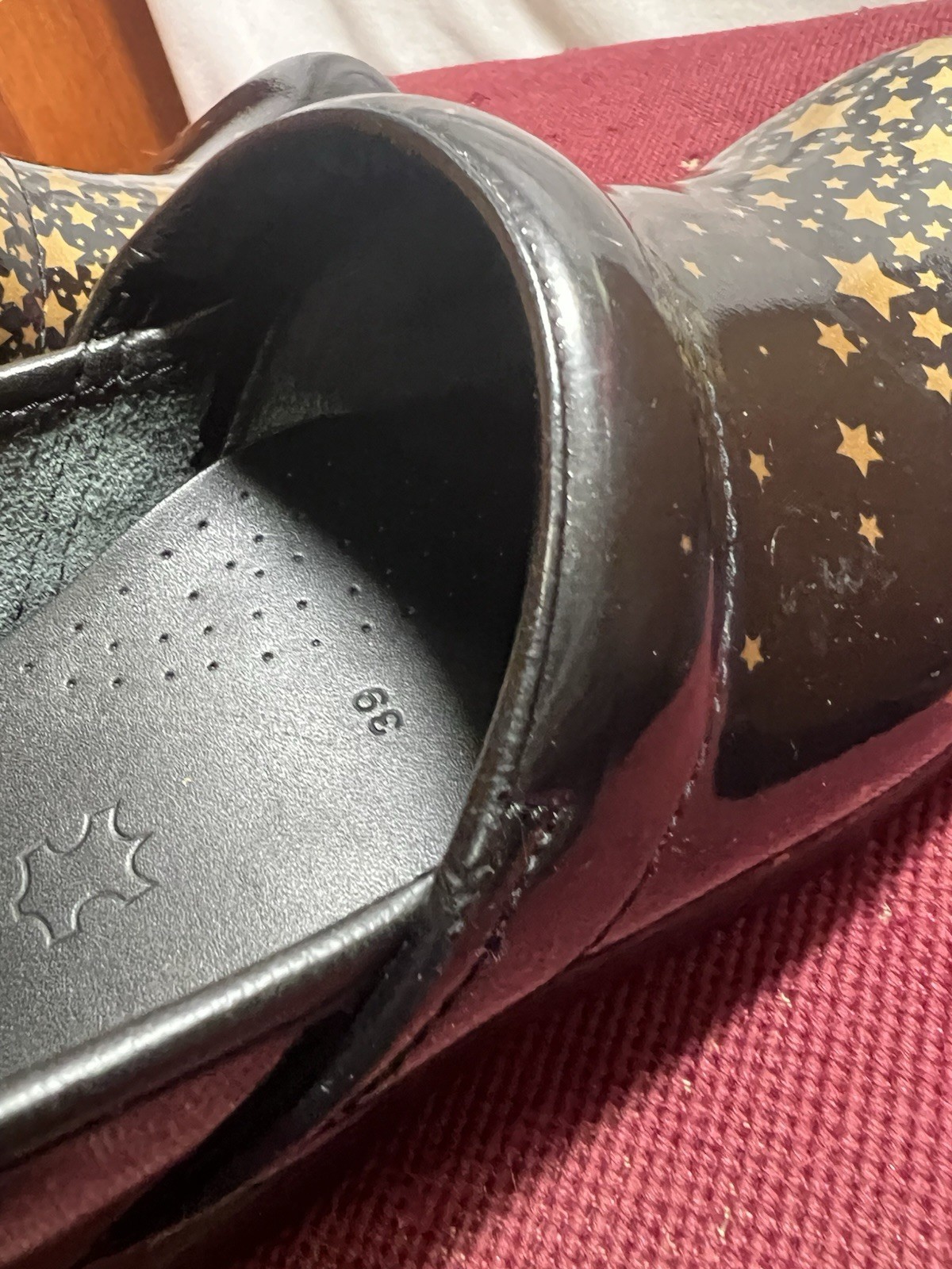 DANSKO Size 39 Falling Gold Stars Black Patent Leather Clogs Womens 8.5 / 9