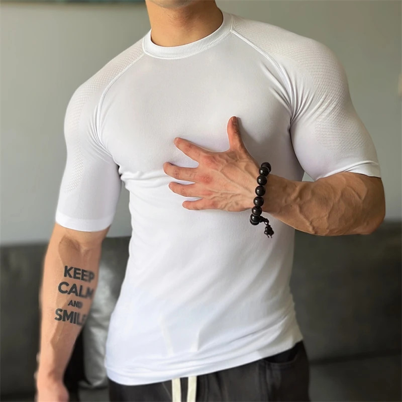 2025 Men Running Sports T-shirt Training Quick Dry Tight Short Sleeves Shirt Bod