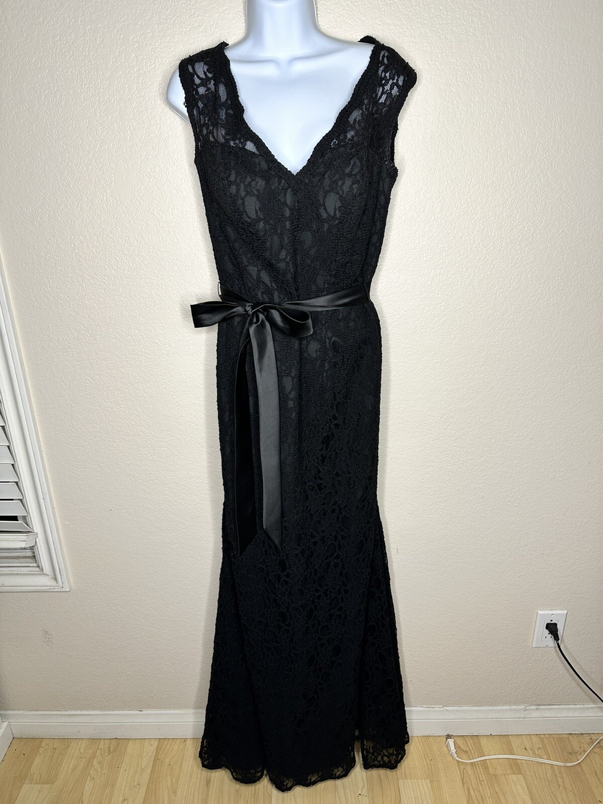 MORI LEE by MADELINE GARDNER black lace evening gown dress Bridesmaid 12 $225