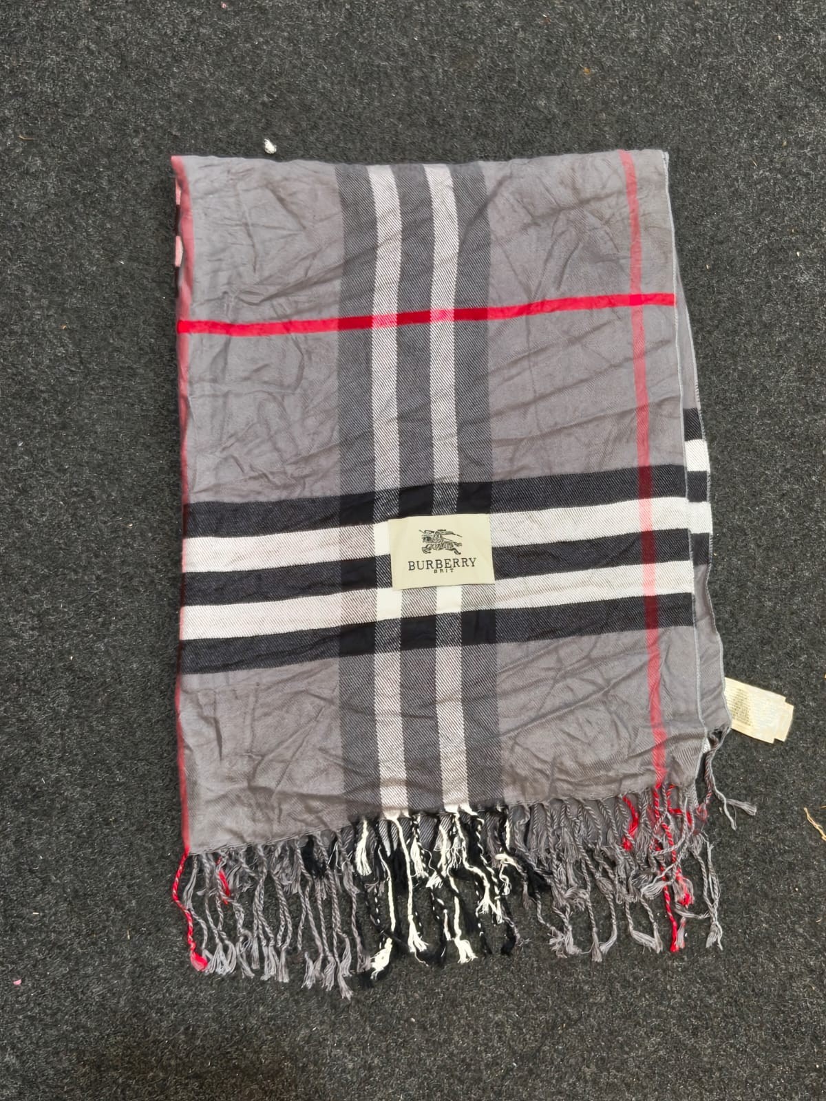 Burberry Brit Scarf Shawl Wrap 92% Cotton 8% Polyester Made in China 2%