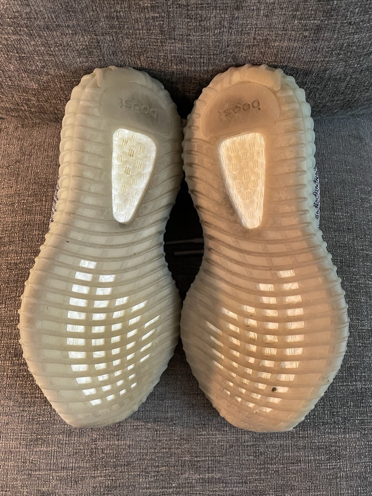 Size 5.5 – adidas Yeezy Boost 350 V2 ‘Ash Blue’ GY7657
