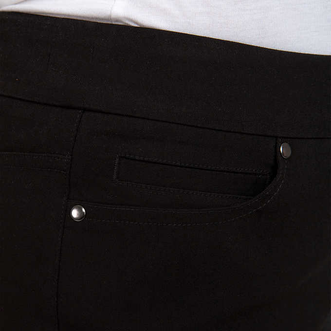 Mario Serrani Ladies’ Pull-On Capri | K32