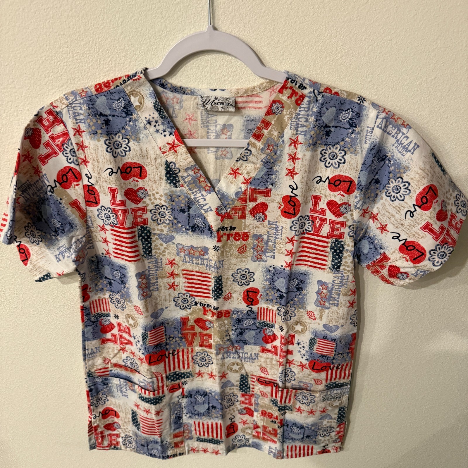 UA Scrubs Uniform Scrub Top Love America Pride S/S Preowned (Q-52)