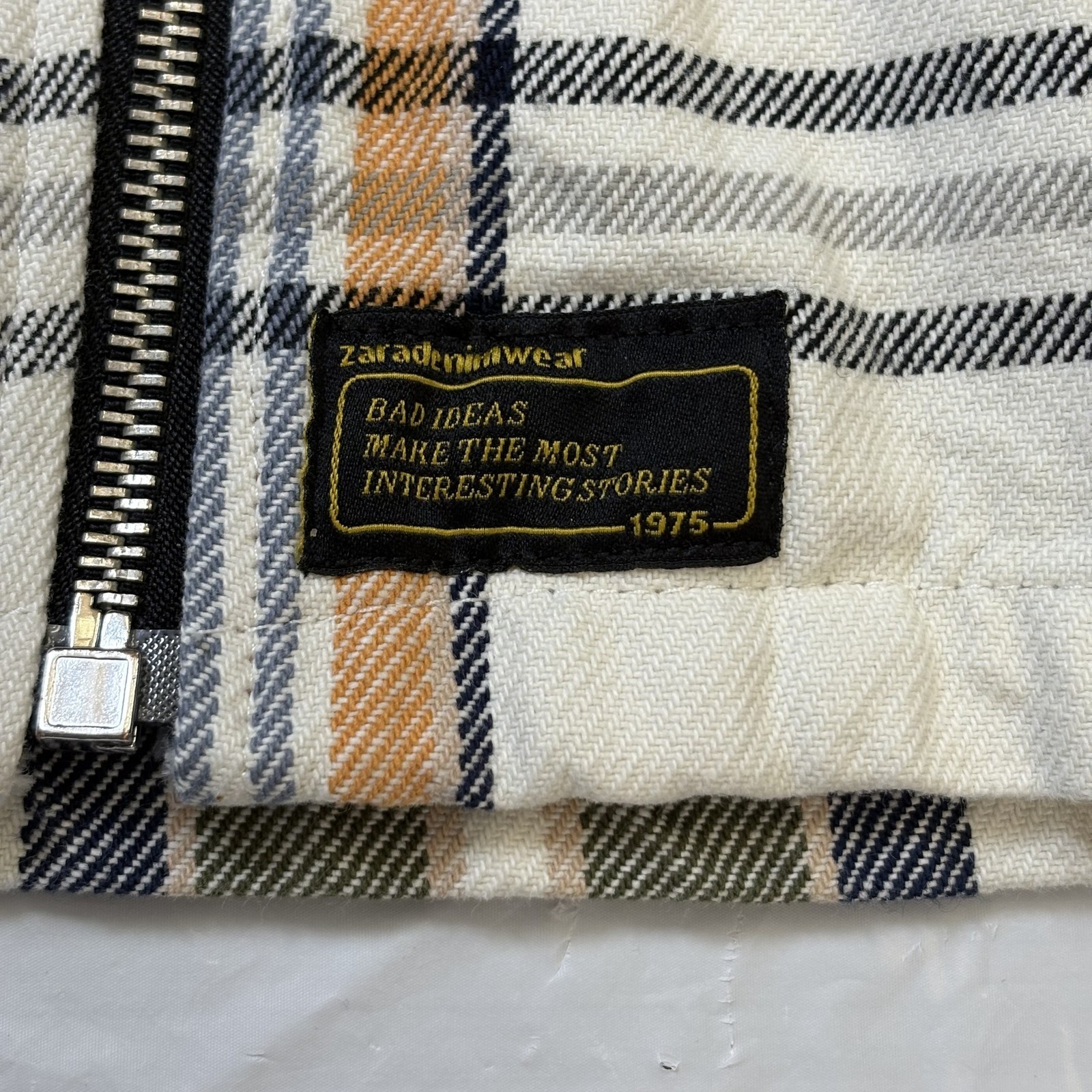 Zara Mens Jacket, plaid zipper size Large white/orange/gray/blue/green blouson