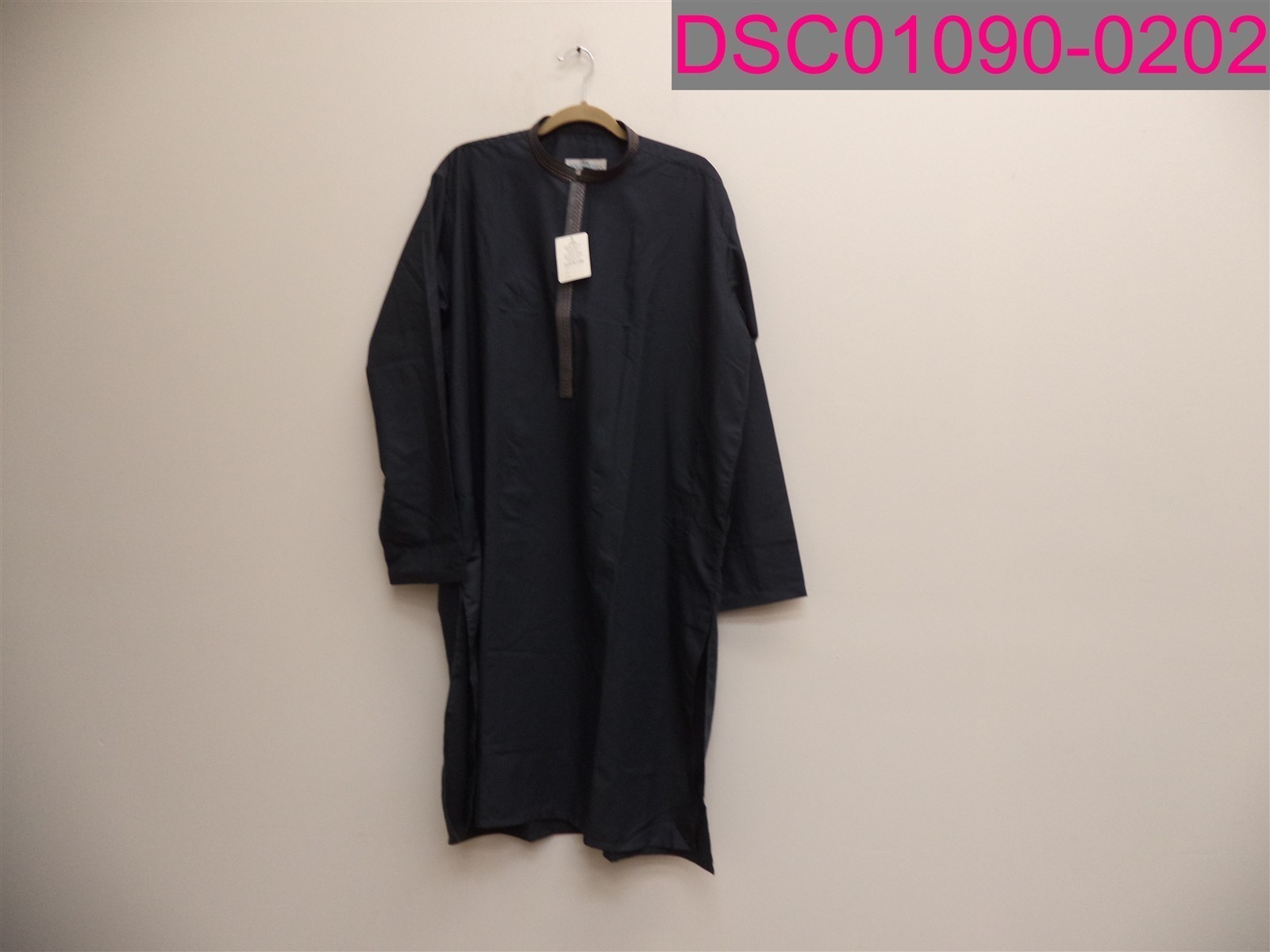 Nadeem Kurta Palace Men’s Long Sleeve Tunic and Pants Set Dark Blue Large