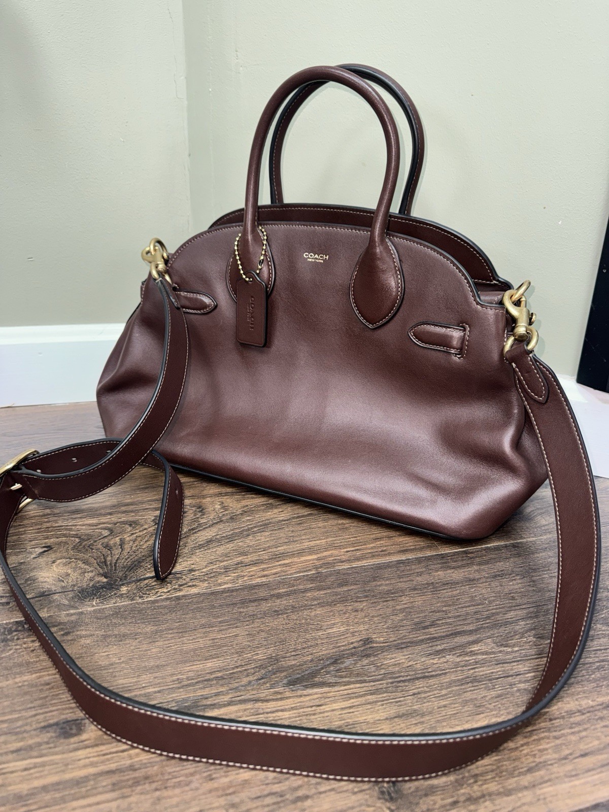Coach Empire Carryall 35 in Maple