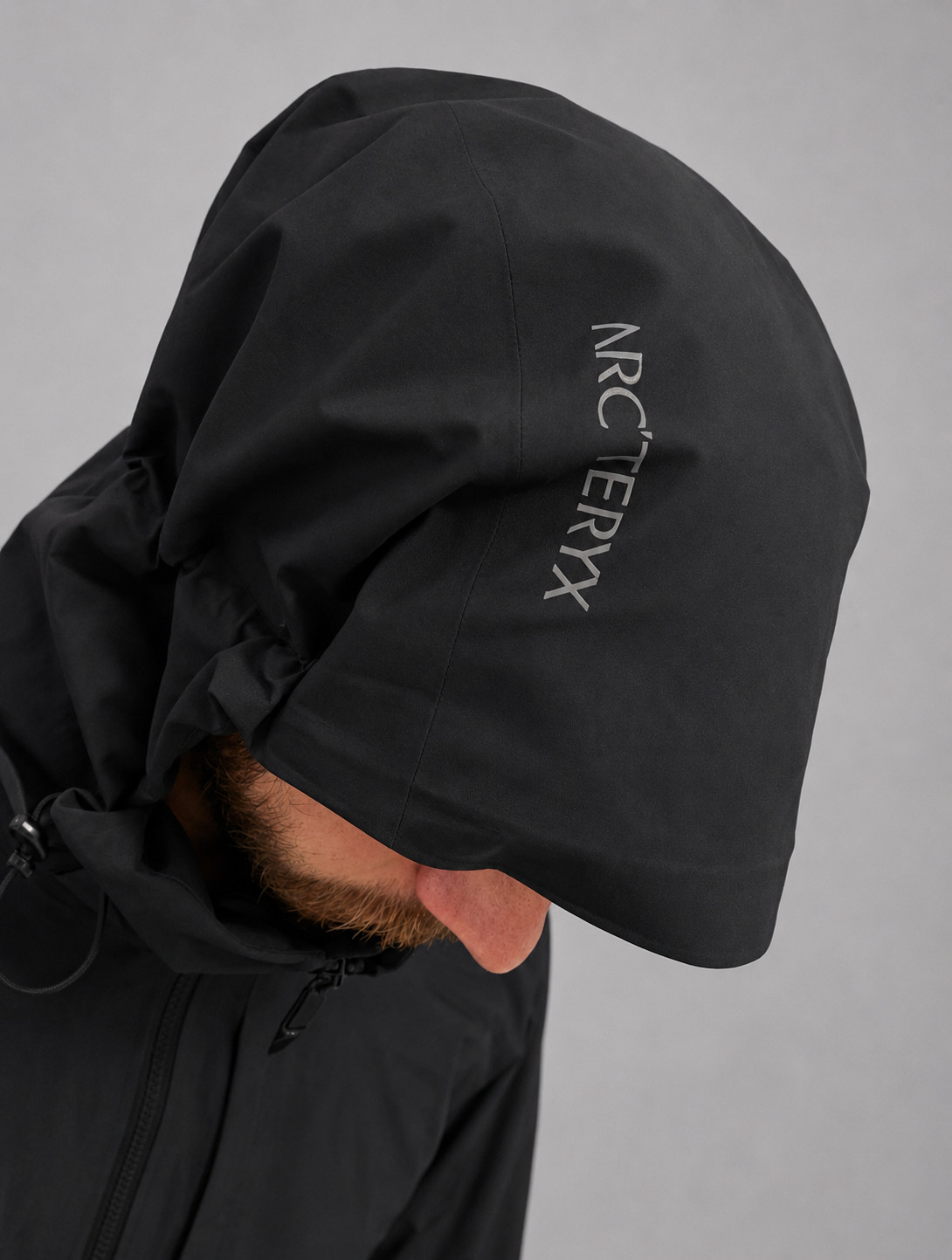 Arc’teryx Gore-Tex Shell Rain Jacket Men’s Medium Black Long Waterproof Hooded