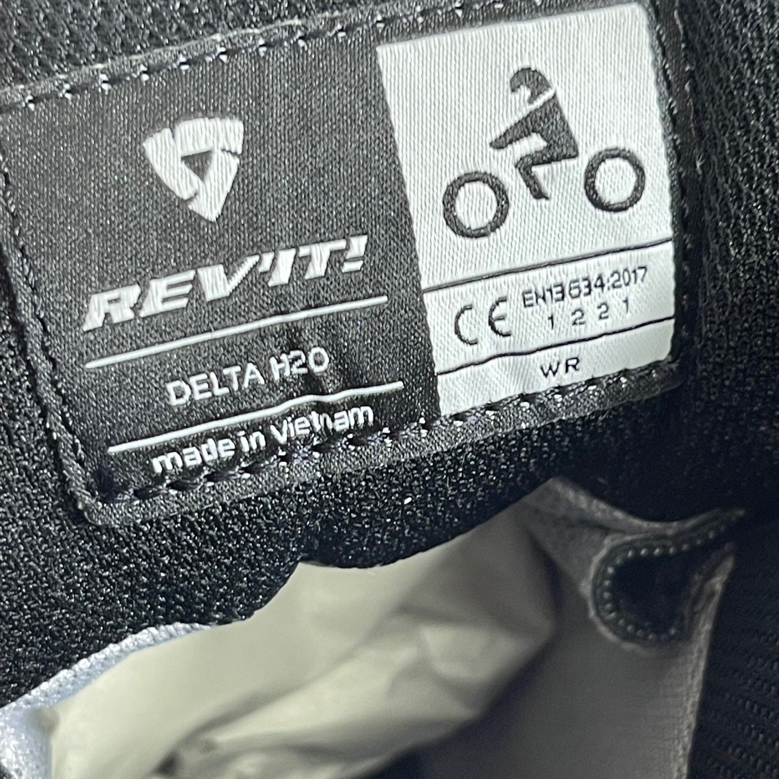 Rev’It Delta H2O Black Motorcycle Riding Shoes Lace up Men’s 8.5 US/42 EU