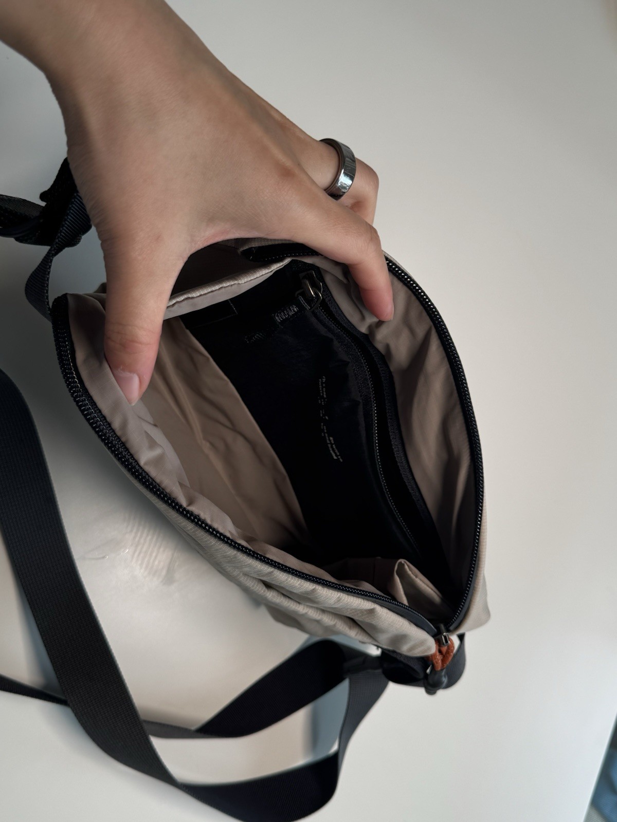 Bellroy Lite Sling Mini – Ash – Dura Lite Nylon Crossbody Bag