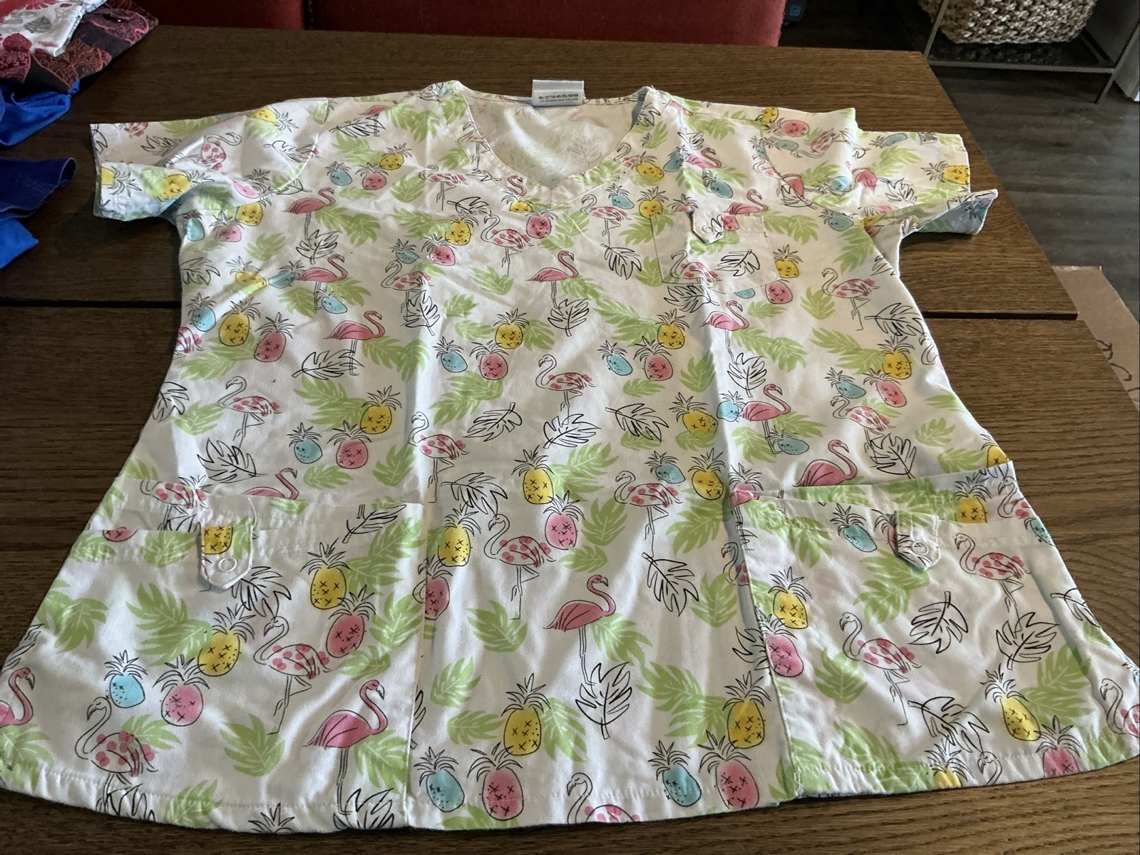 UA Scrubs Scrub Top Womens Size Large Pineapples Print Short Sleeve Work Shirt