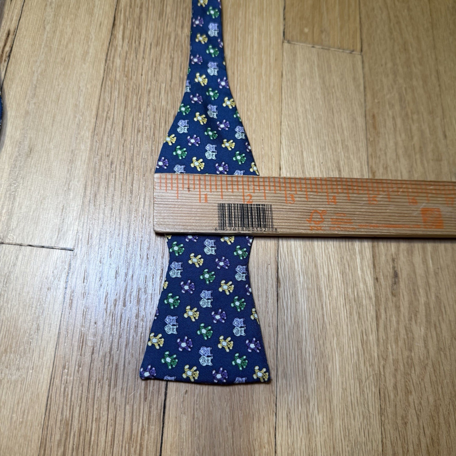 Vineyard Vines Bow Tie Silk Teddy Bear Comedy Tragedy Theatre Masks Self Tie USA
