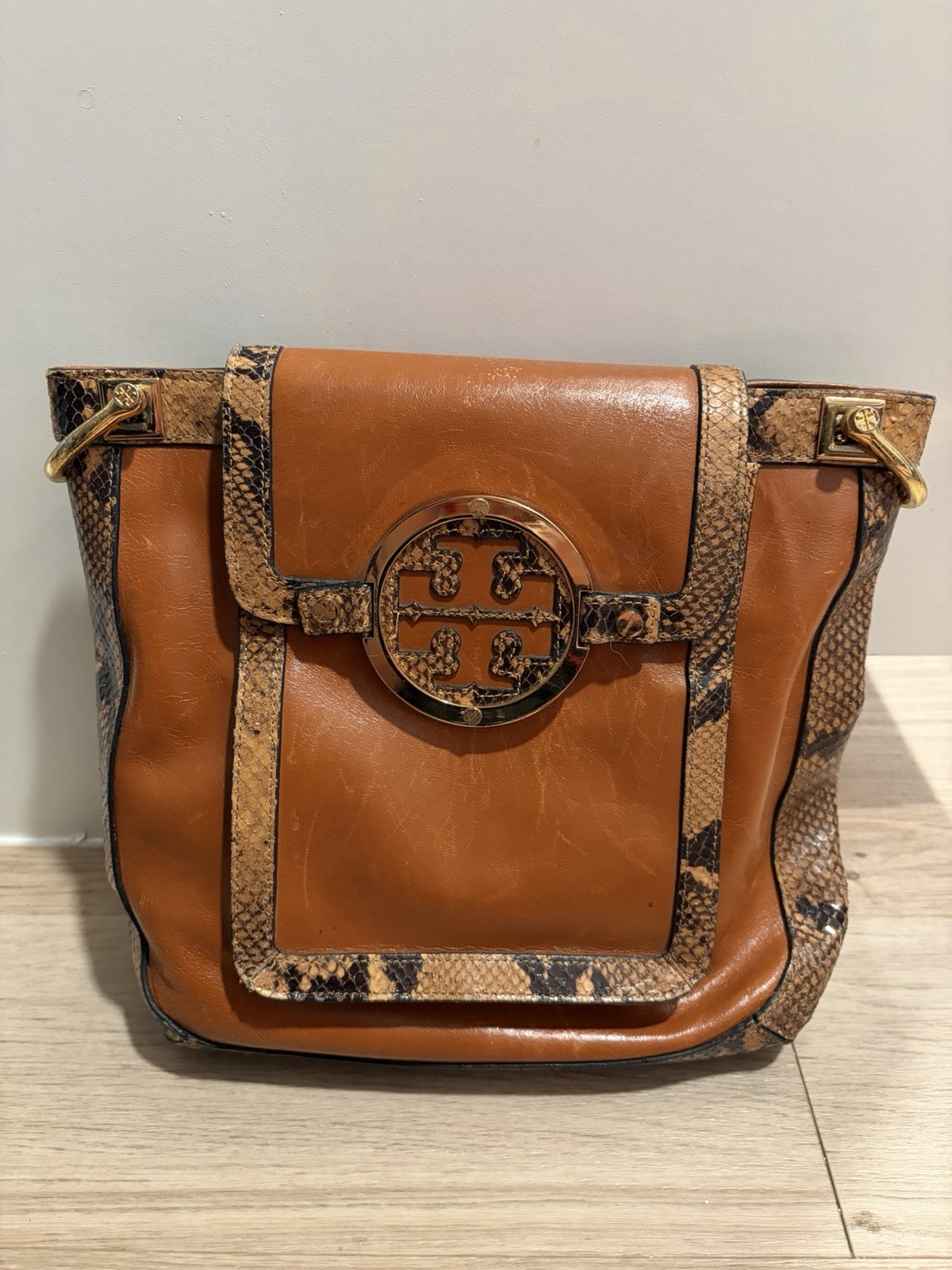 TORY BURCH COGNAC & EXOTIC LEATHER CHAINED STRAP SHOULDER HANDBAG