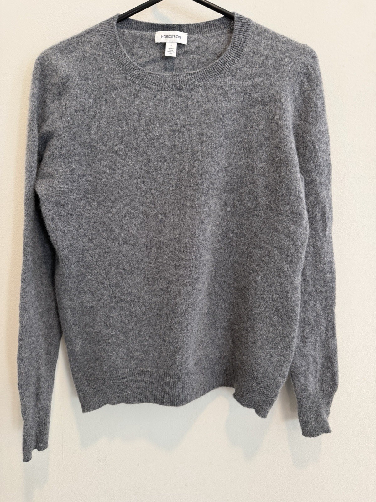 Nordstrom 100% Cashmere Sweater Women’s Small Gray Crew Neck Buttery Soft Knit