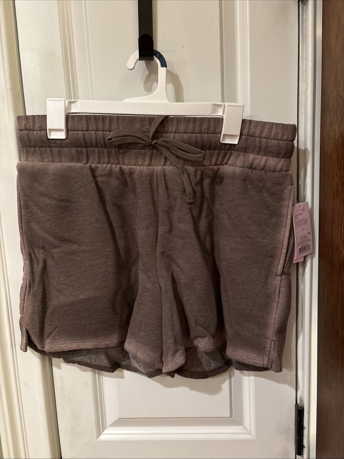 Women’s Pull-On Perfect Fleece Shorts – Wild Fable Pewter Size L Sku TR100 NWT