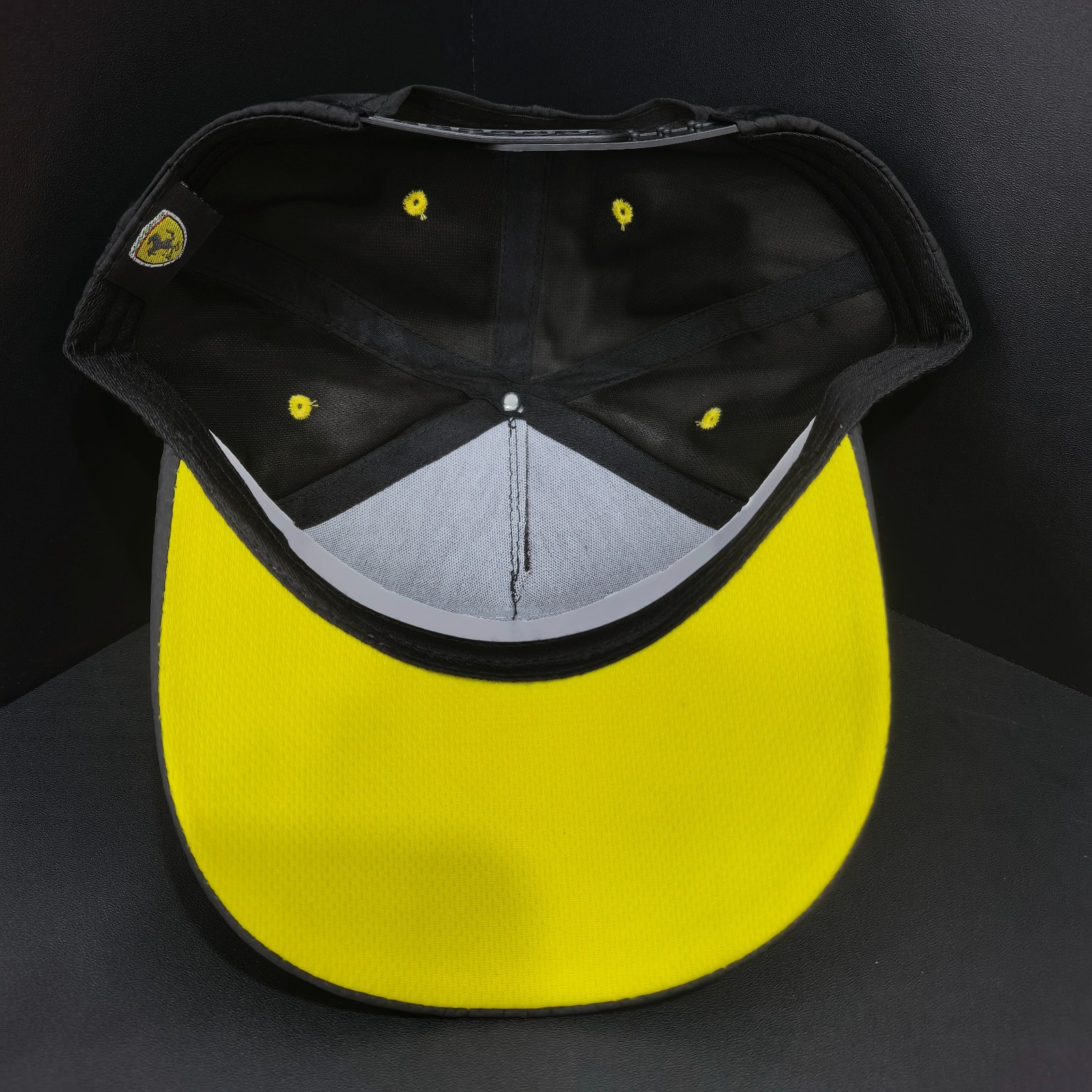 Ferrari Black Carbon Fiber Baseball Cap – Adjustable