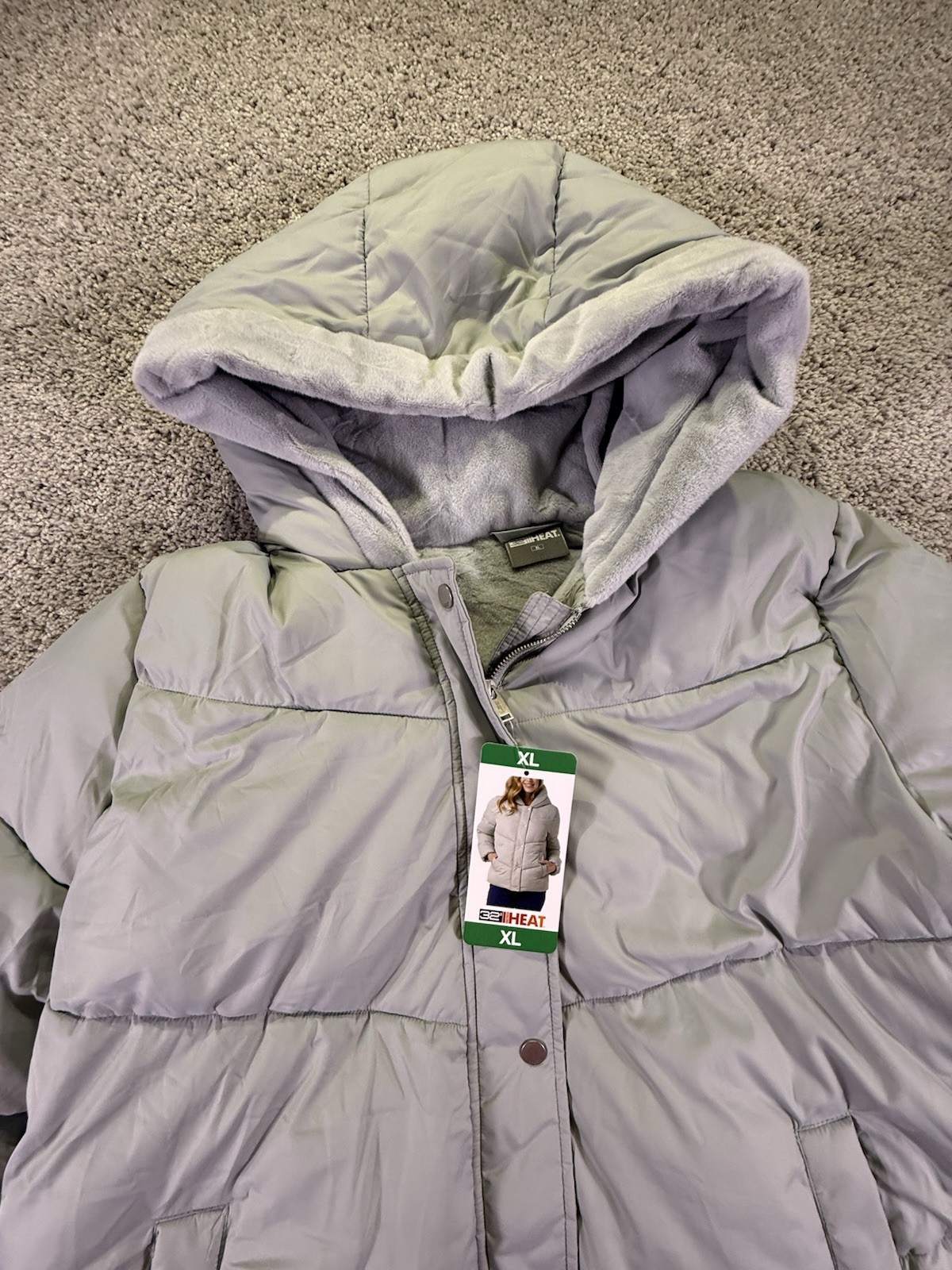 NWT 32 Degrees Heat Women’s Puffer Jacket Size XL Light Green Heavyweight