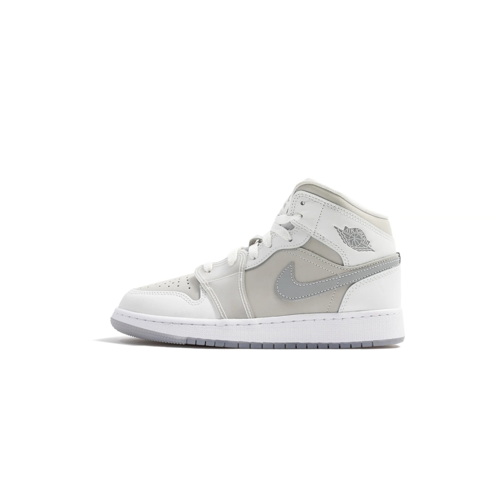Big Kid’s Jordan 1 Mid SE Summit White/Metallic Silver (HQ3600 121)