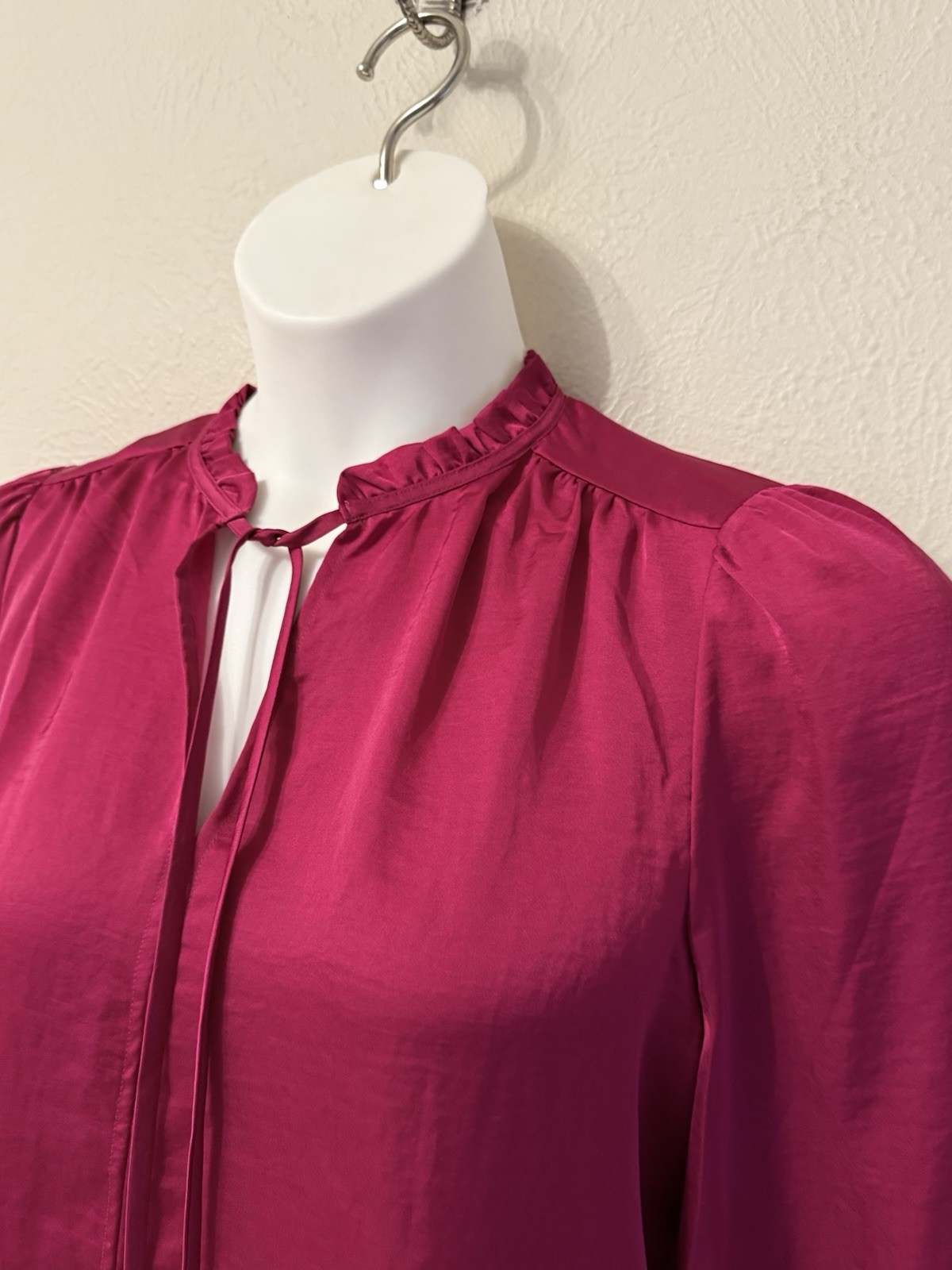 NWT Loft Blouse size M Raspberry Long Sleeve satiny office teacher 2023