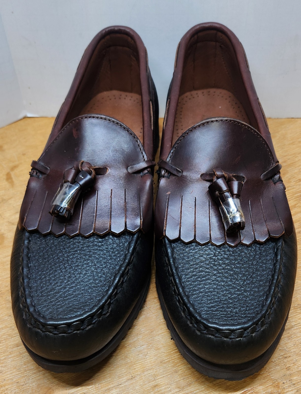 NWOB Mens 11.5D Allen Edmonds Nashua Leather Tassel Loafers Dominican Republic