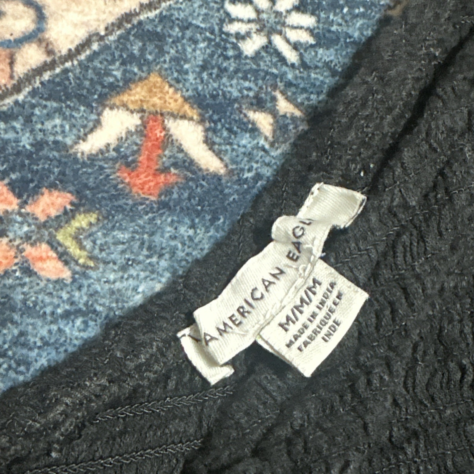 American Eagle Black Knit Peasant Blouse Scoop Neck Long Sleeve Ruffle M