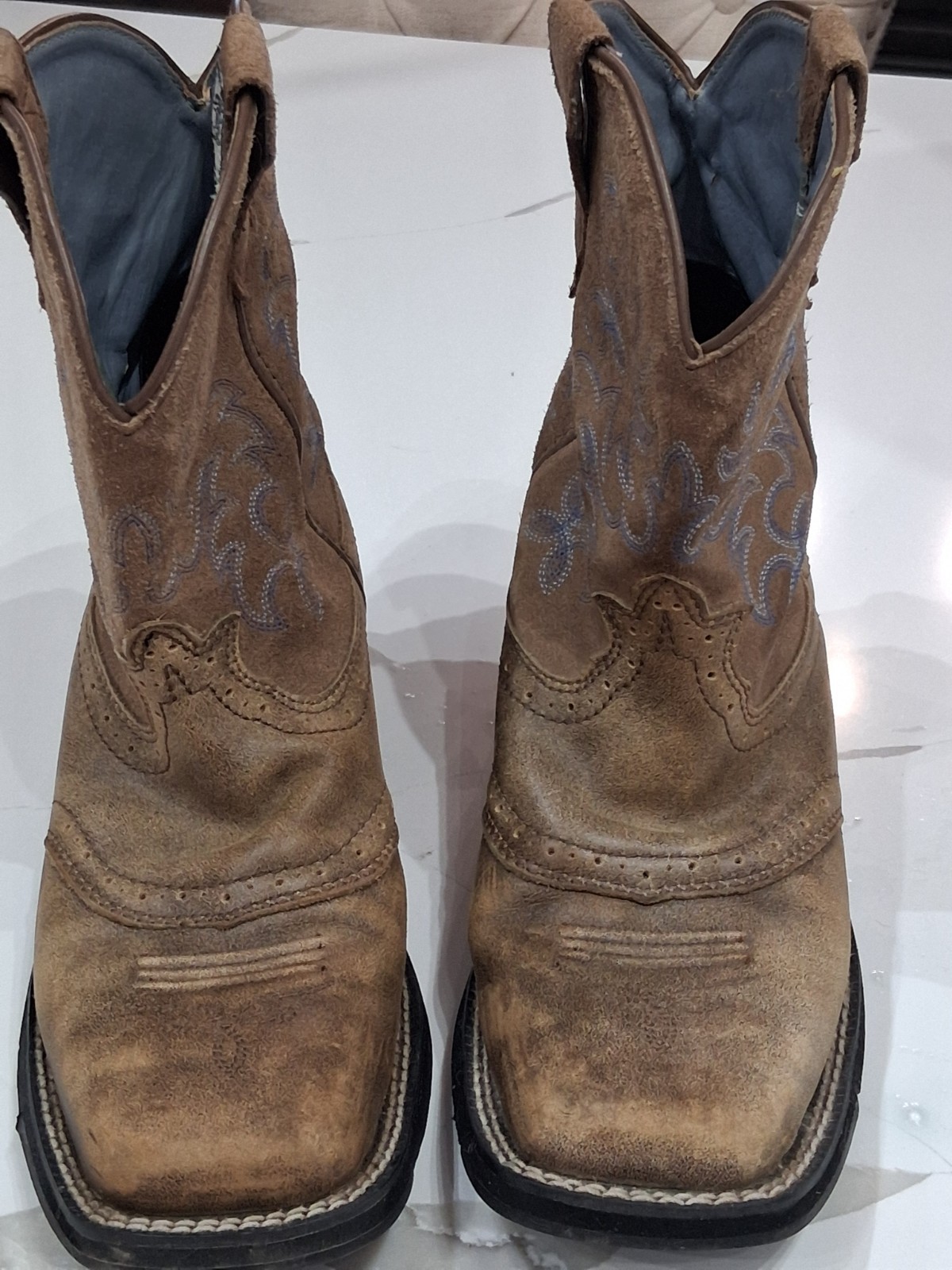 Ariat Brown Boots With Blue Stitching