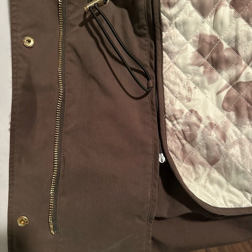 Soia and Kyo Harri Hooded Utility Coat in Olive Green. Size S/P.