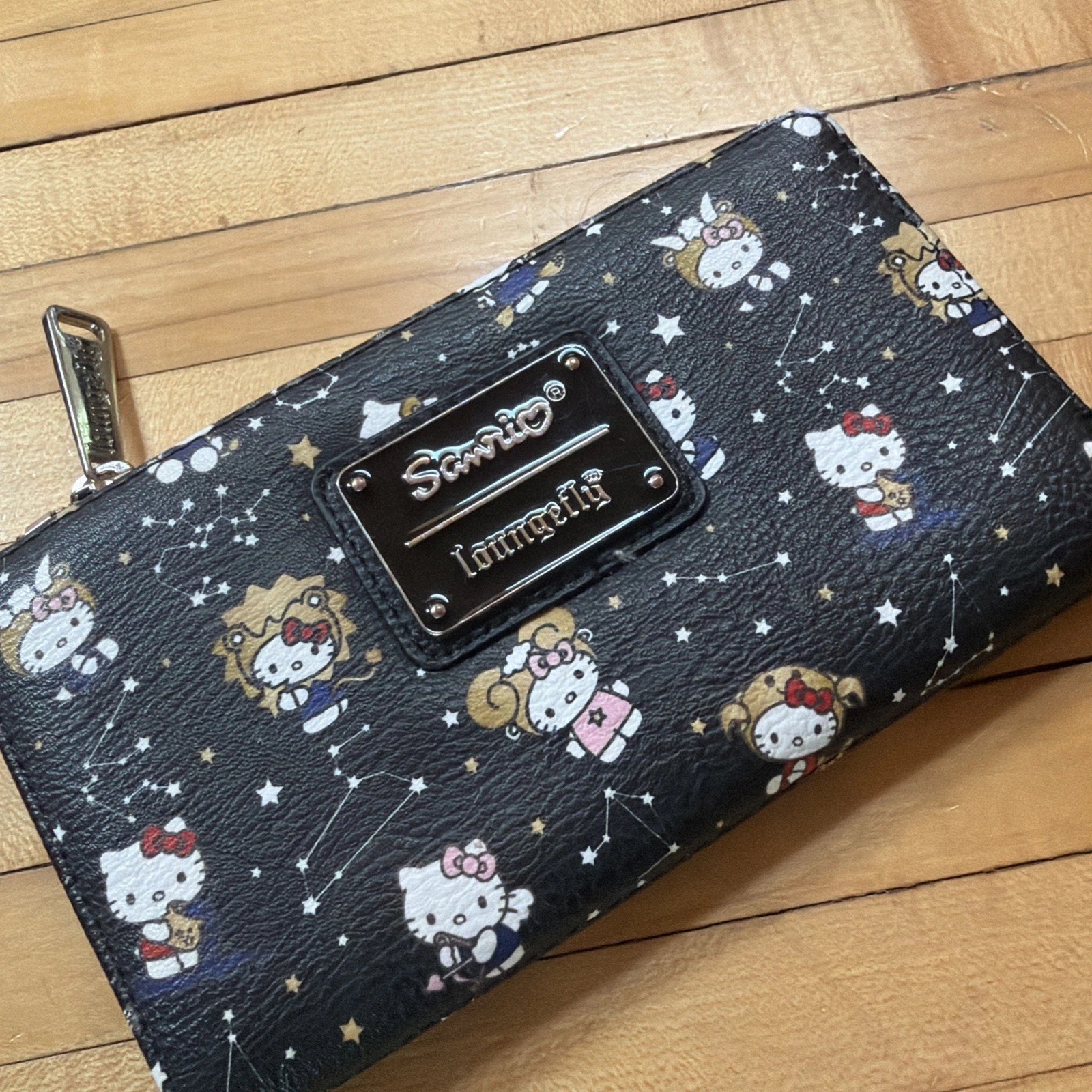 Loungefly Hello Kitty Zodiac Constellation Wallet Black Sanrio Zip & Snap