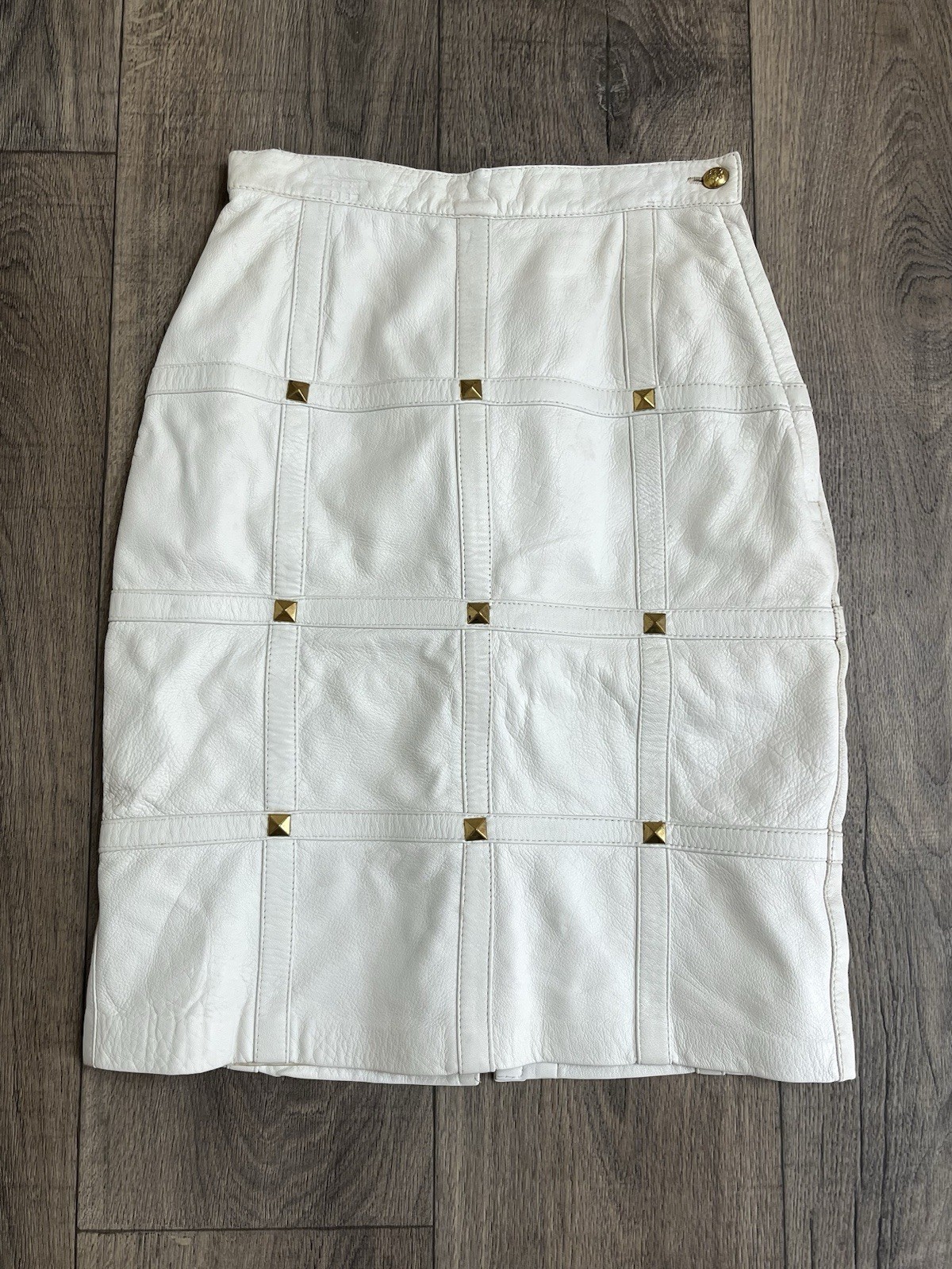 Vintage Margaret Godfrey White Leather Skirt W/ Gold Studs Size 4 Lined Side Zip