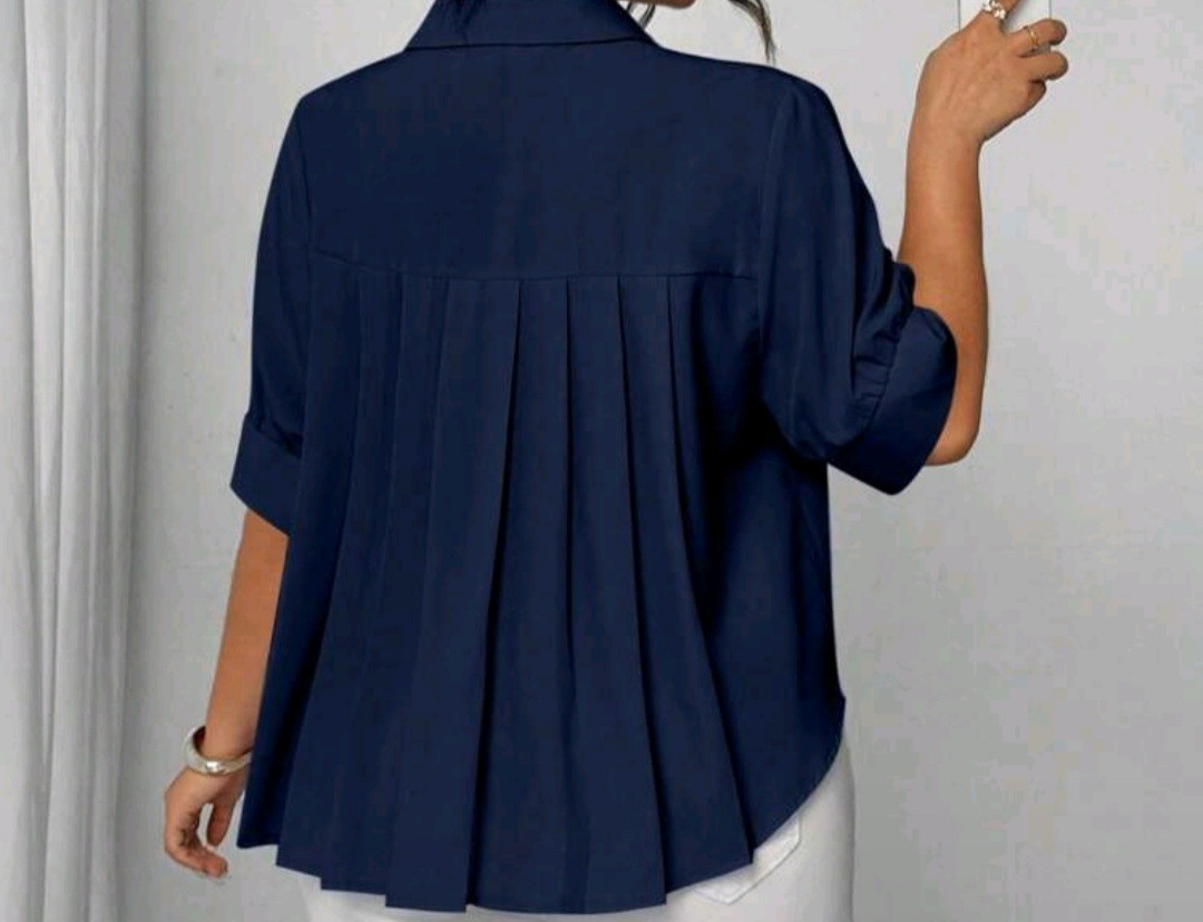 SheIn 1XL Navy Blue Pleated Button-Up Collared Short Sleeve Blouse
