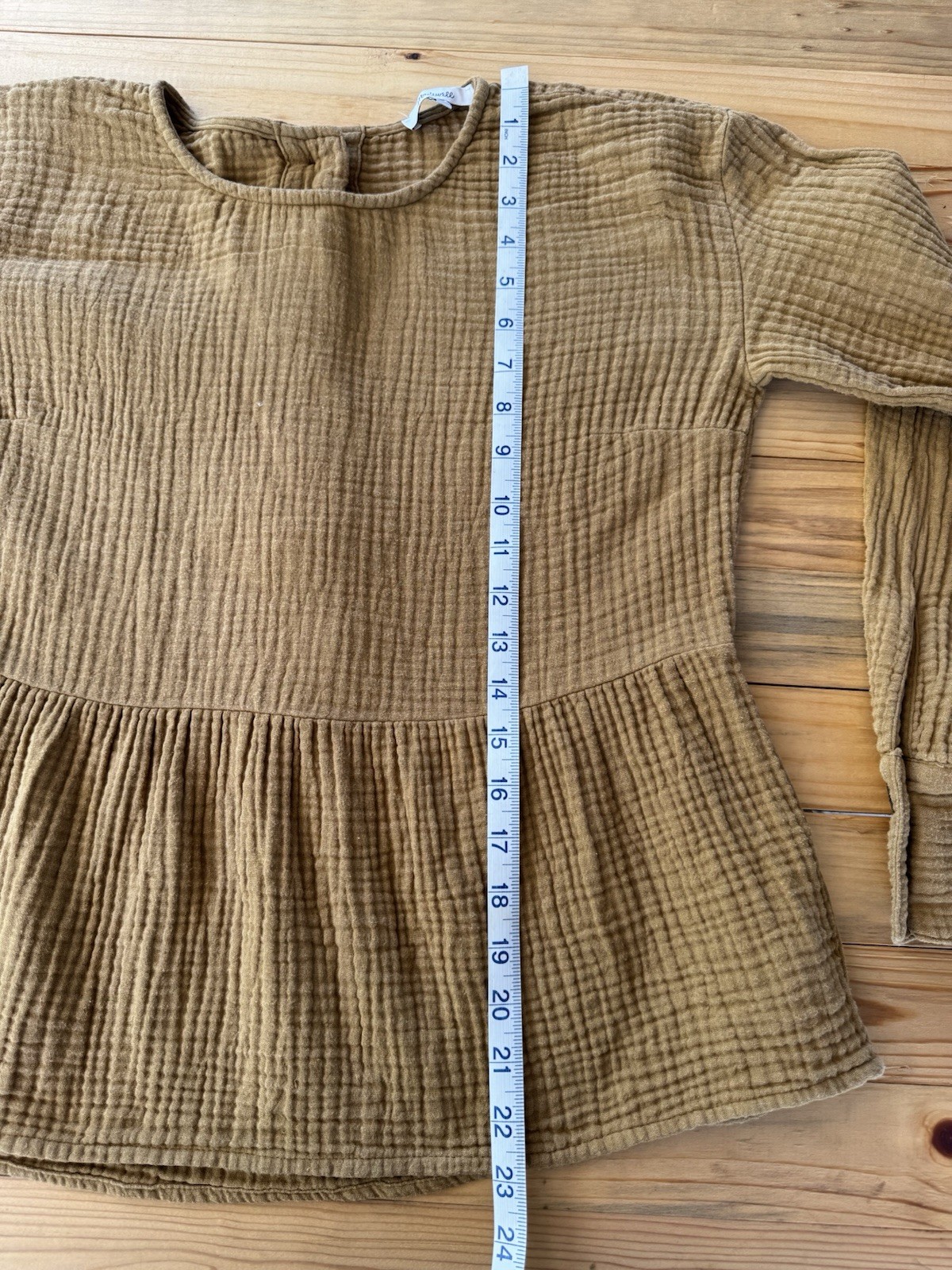 Casual everyday summer Madewell button back long sleeve peplum size xs