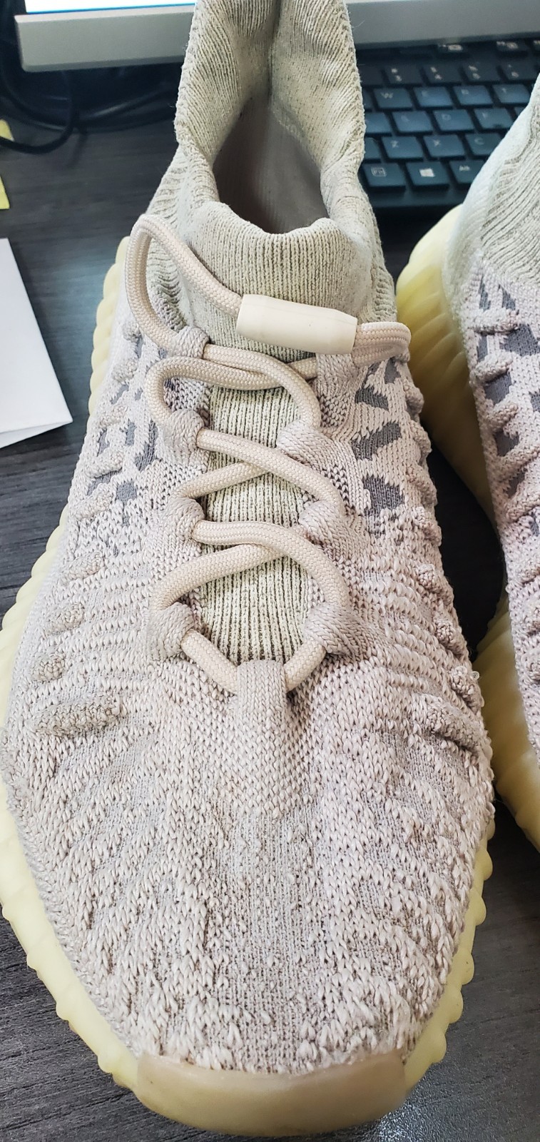 adidas Yeezy Mens Boost 350 V2 7.5