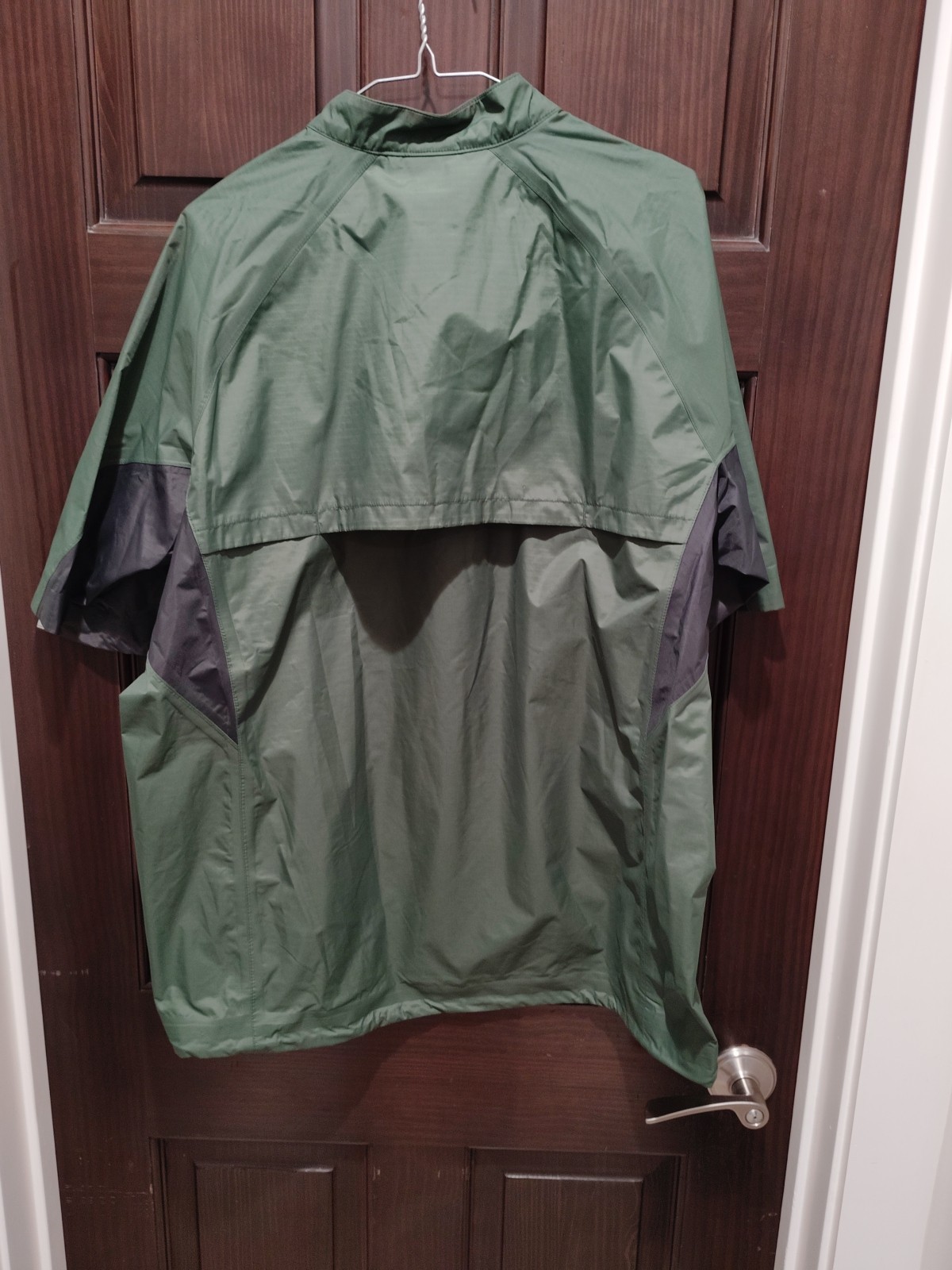 Miami Hurricanes Team Issued Short Sleeve Windbreaker Large