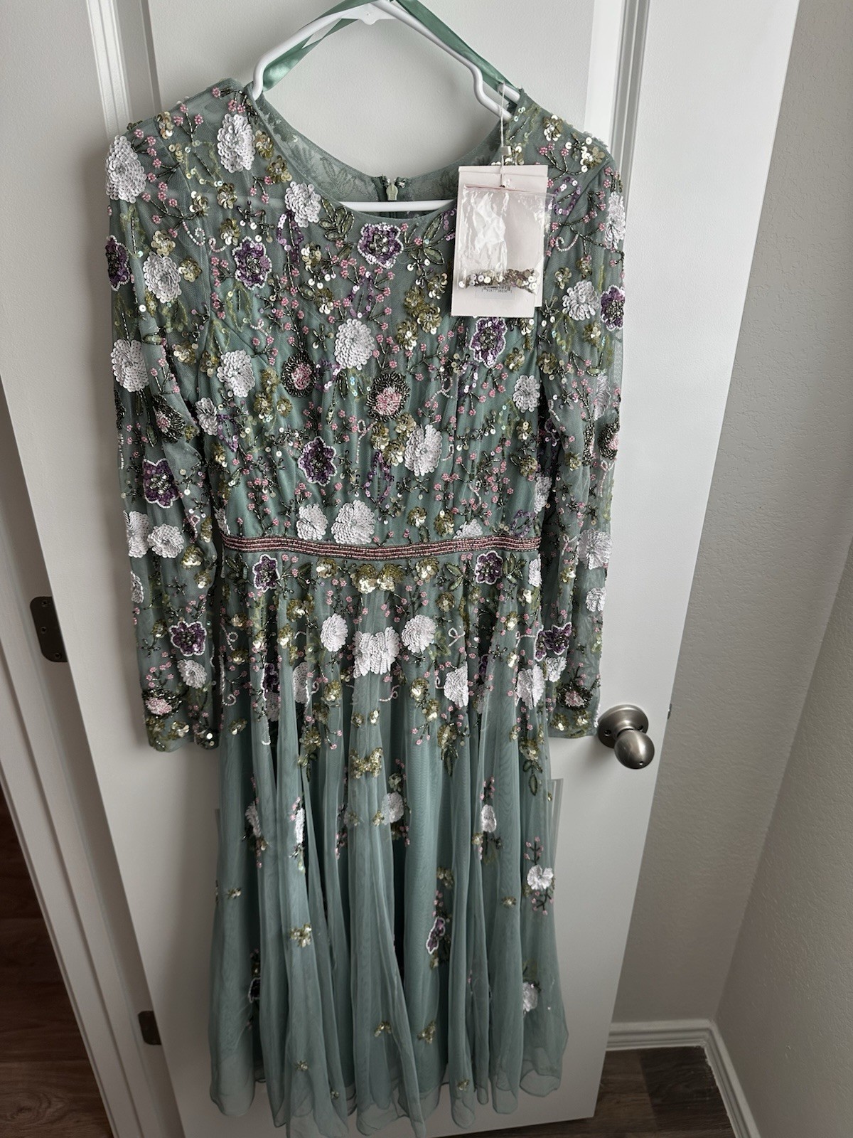 Mac Duggal 5716 Green Floral Sequin Midi Dress Long Sleeve, Size 8