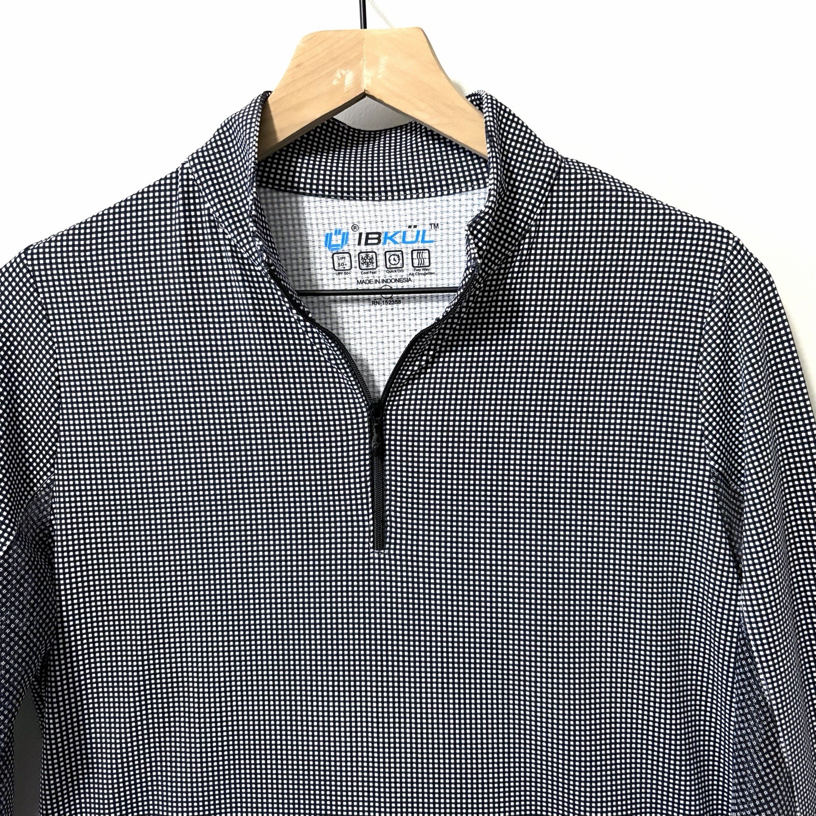 IBKUL Long Sleeve Mock Neck Top Black Gingham Mini Check Print Size Medium