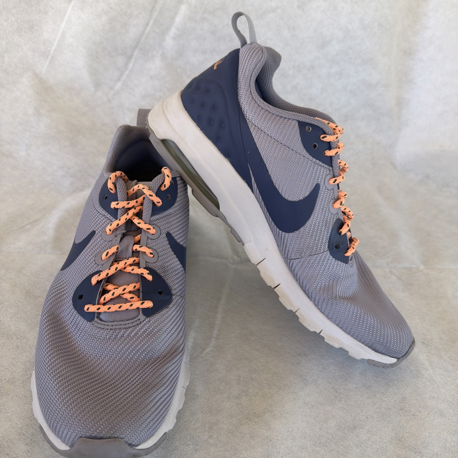 Women’s Nike Shoe Purple Orange Air Max Motion Sz 8.5