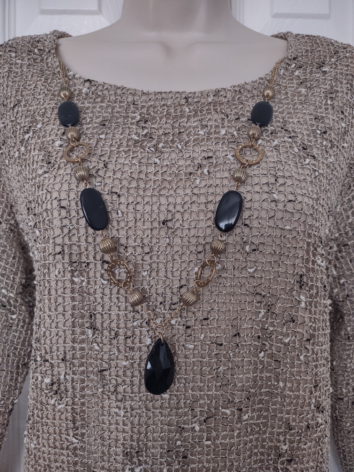 ALFRED DUNNER WOMENS Beige LINED TOP SIZE M