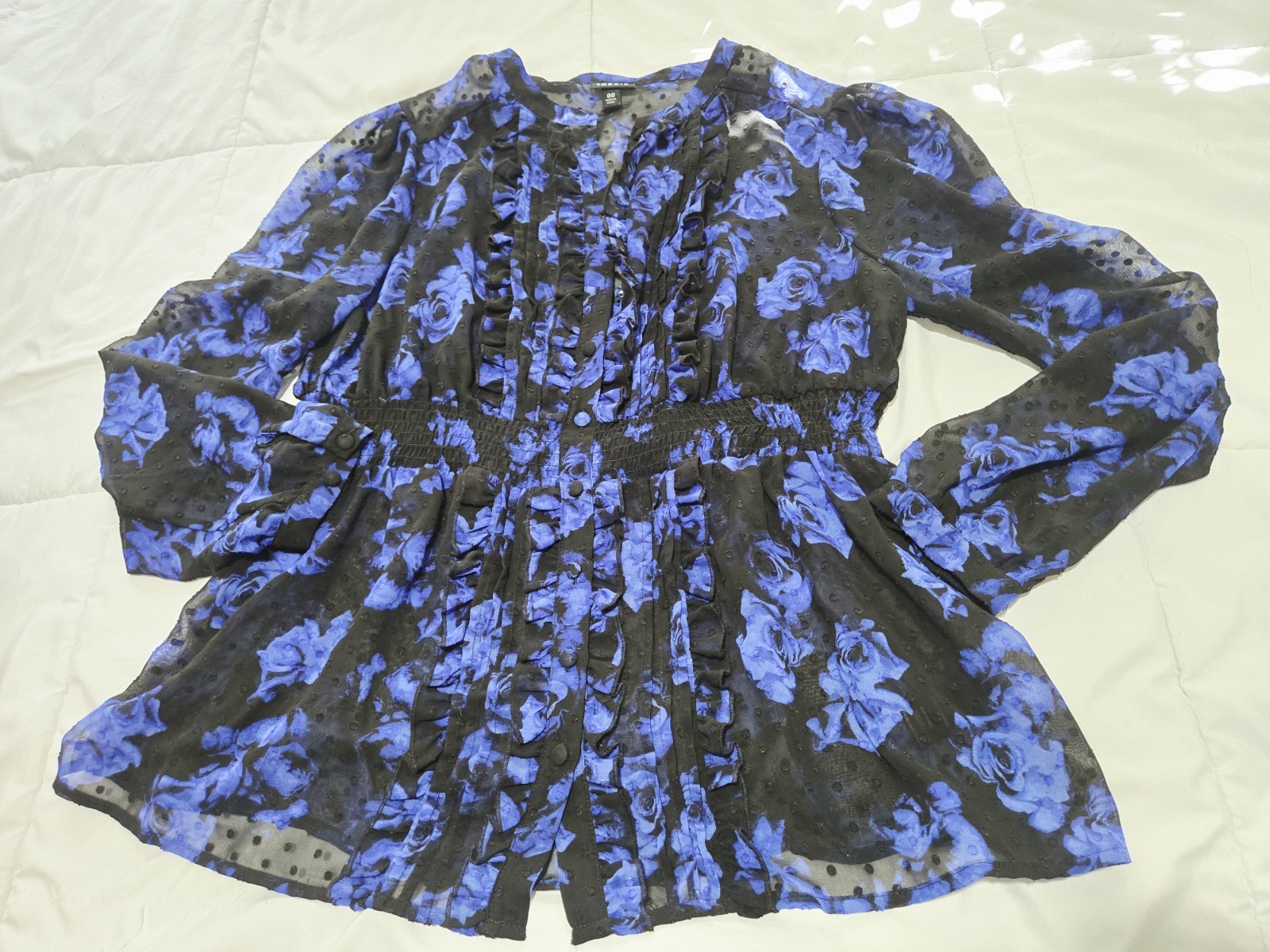 Torrid 00 L Chiffon Clip Dot Ruffle Front Top Floral Roses Blue Boho Indie Weste