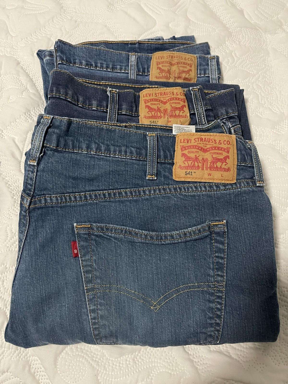 Levi’s 541 Men’s Blue Solid Denim Jeans Lot of 3 Logo Accents Regular