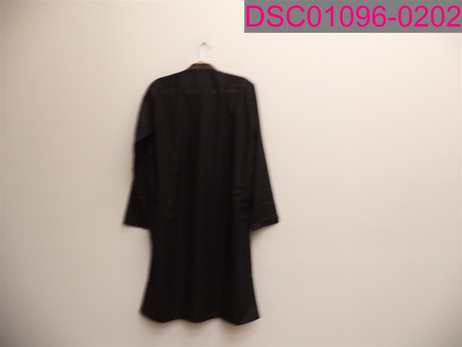 Nadeem Kurta Palace Men’s Black Tunic and Pants Set Small
