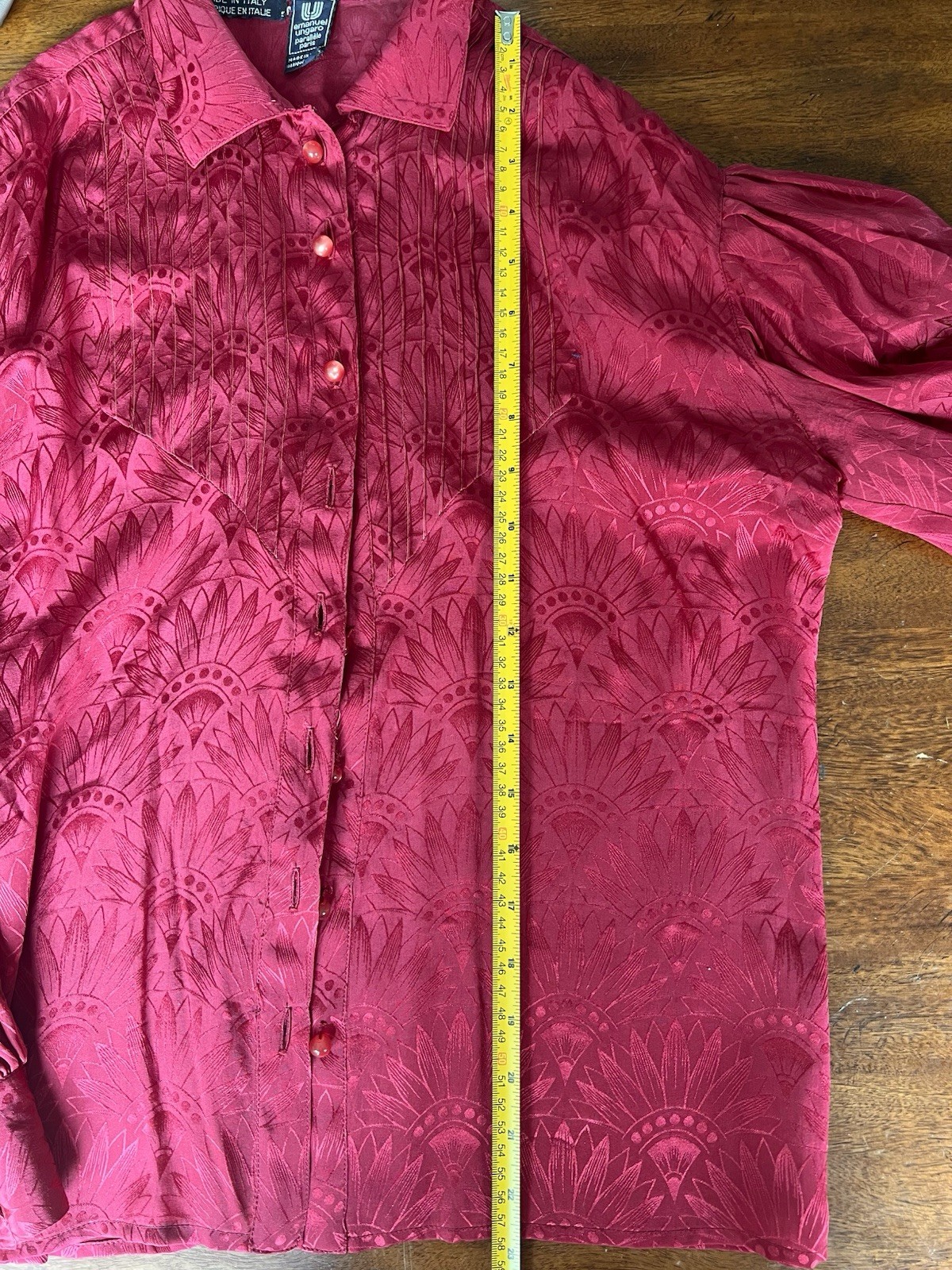 Emanuel Ungaro Vintage Silk Size 4 Button Down Red Italian Opalescent Buttons