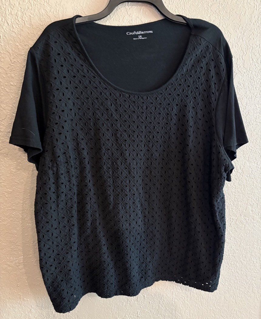 Croft and Barrow Black Eyelet Overlay T-shirt, Plus Size 3X
