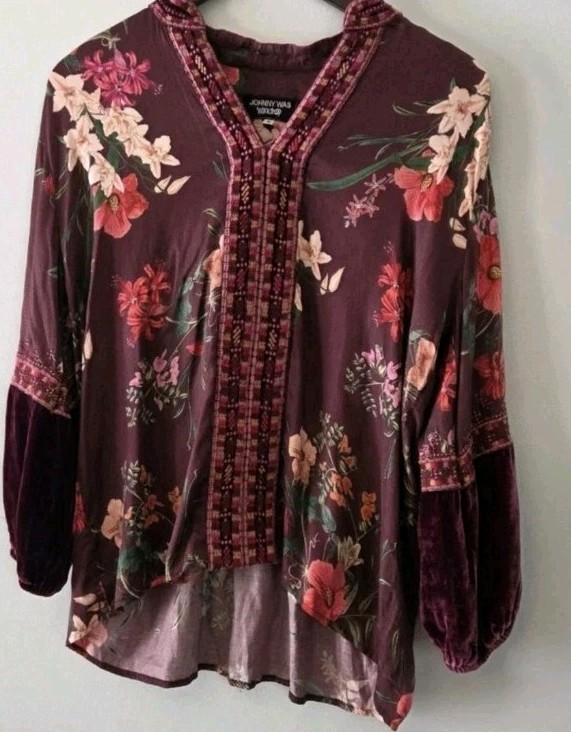 Johnny Was Paris Effortless Blouse with Floral Embroidery & Velvet Sleeve Size S