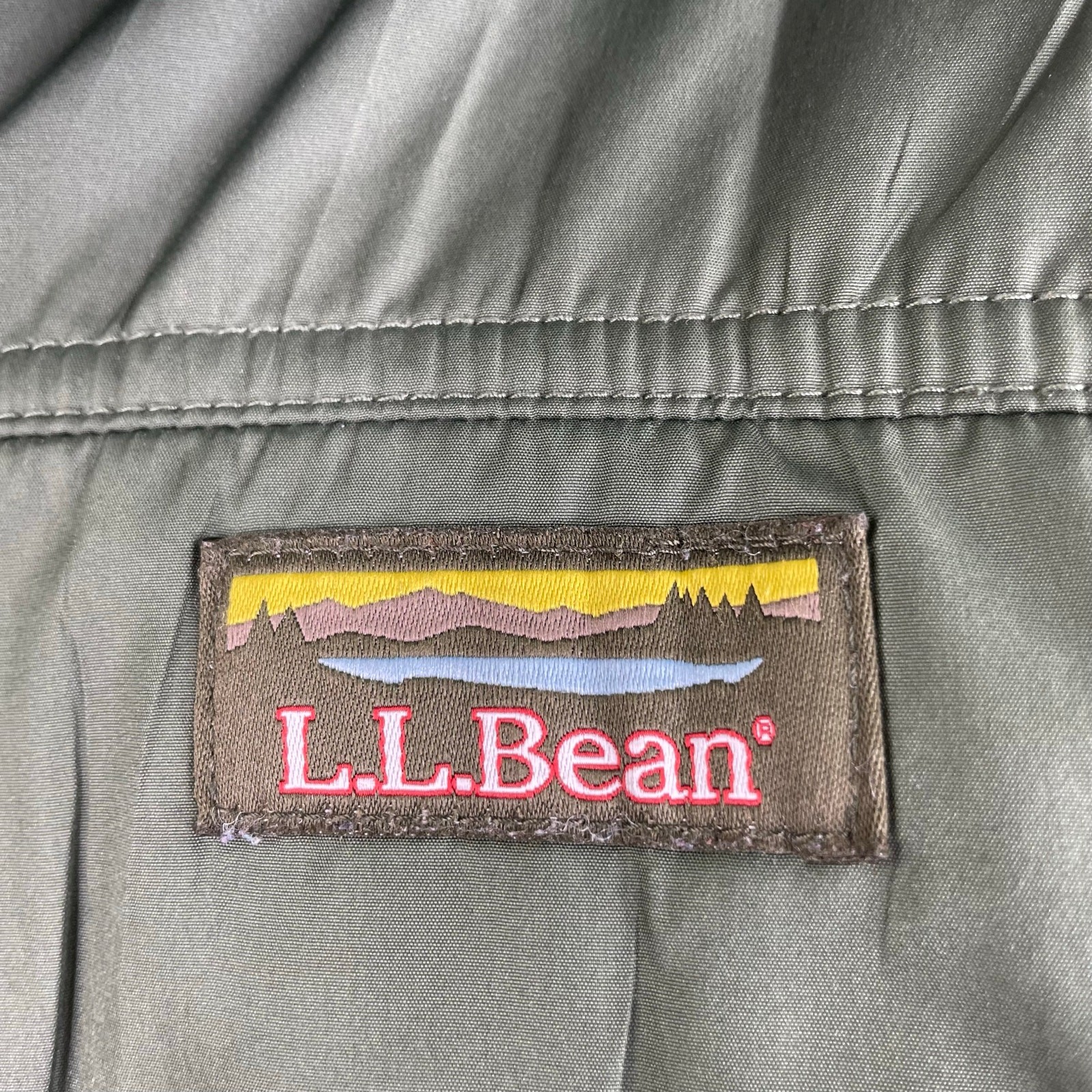 L.L.Bean Army Green Men’s Mountain Classic Puffer Jacket Lightweight Large Tall