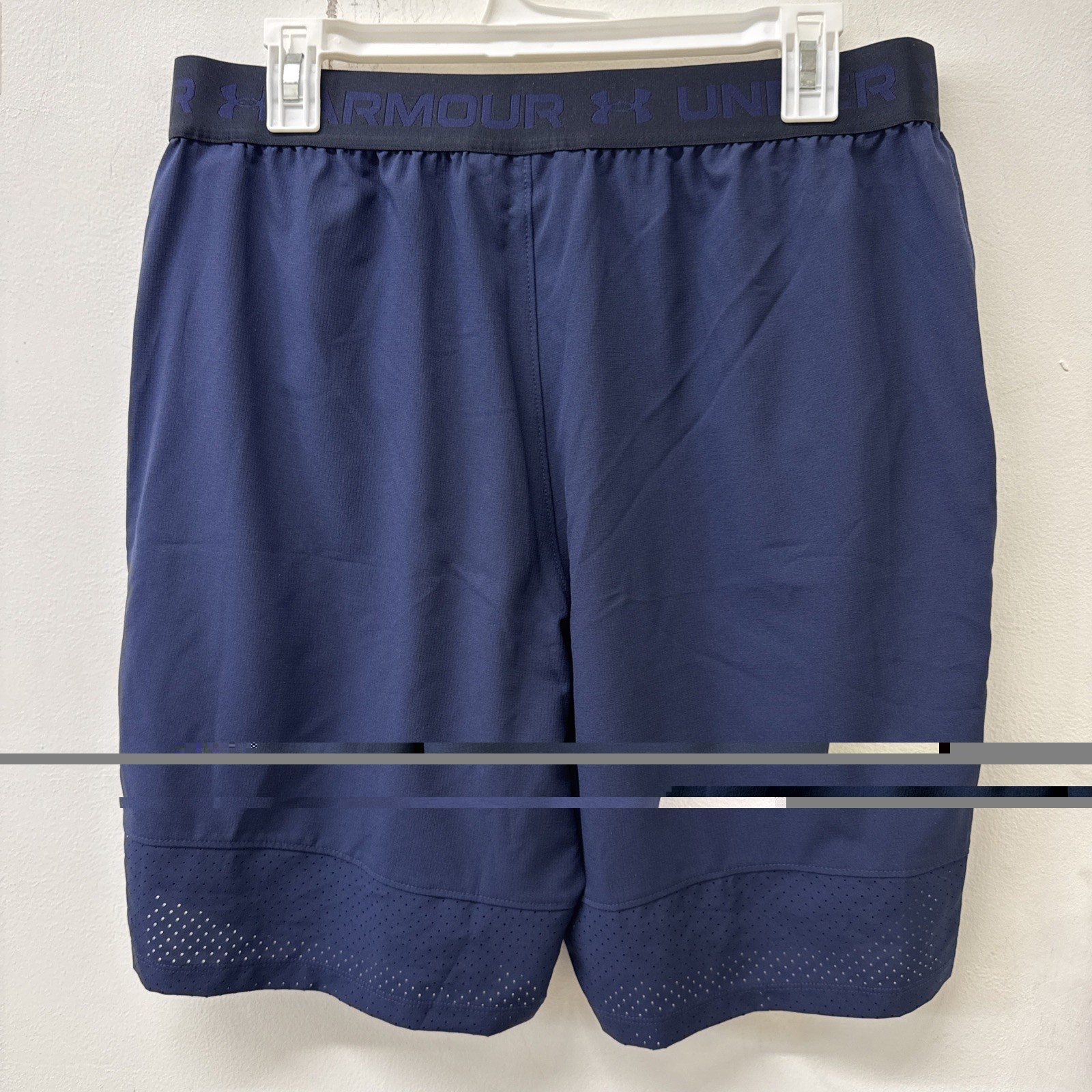 PICK SIZE – Under Armour Mens Navy Vanish Woven 8 Inch Notched-Hem Shorts