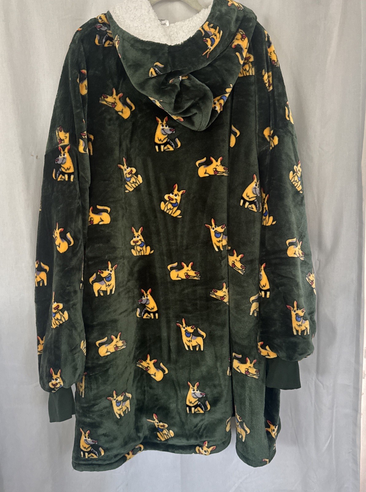 Oodie Oversized Blanket Hoodie Sherpa Adult One-Size All Over Dog Print