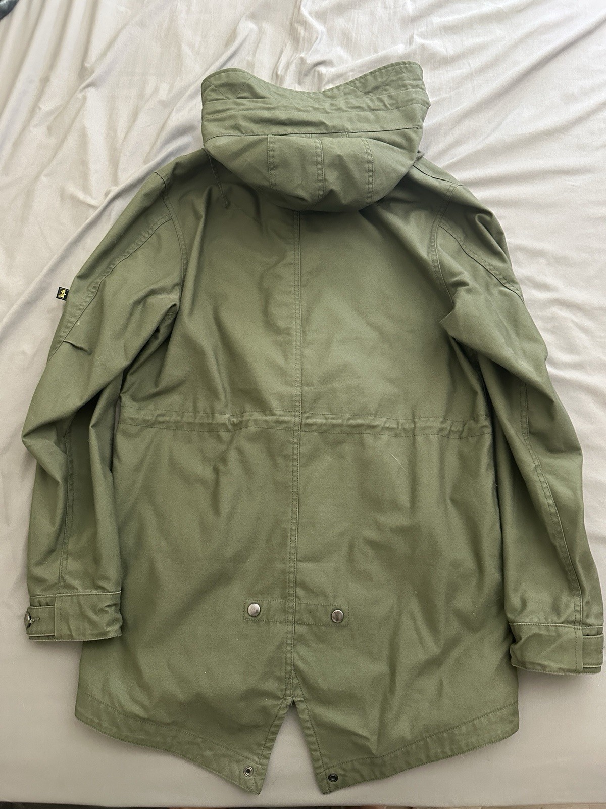 Alpha Industries Men’s Green Hooded Military Jacket, Long Zip/Button Pockets – S