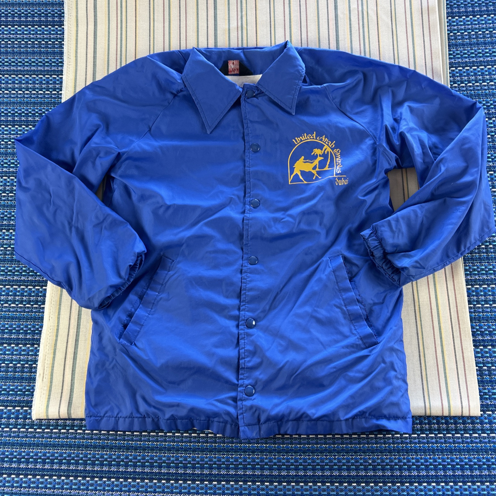 VTG United Arab Emirates Dubai Windbreaker Jacket Mens Small Blue Snap Y2K #8254