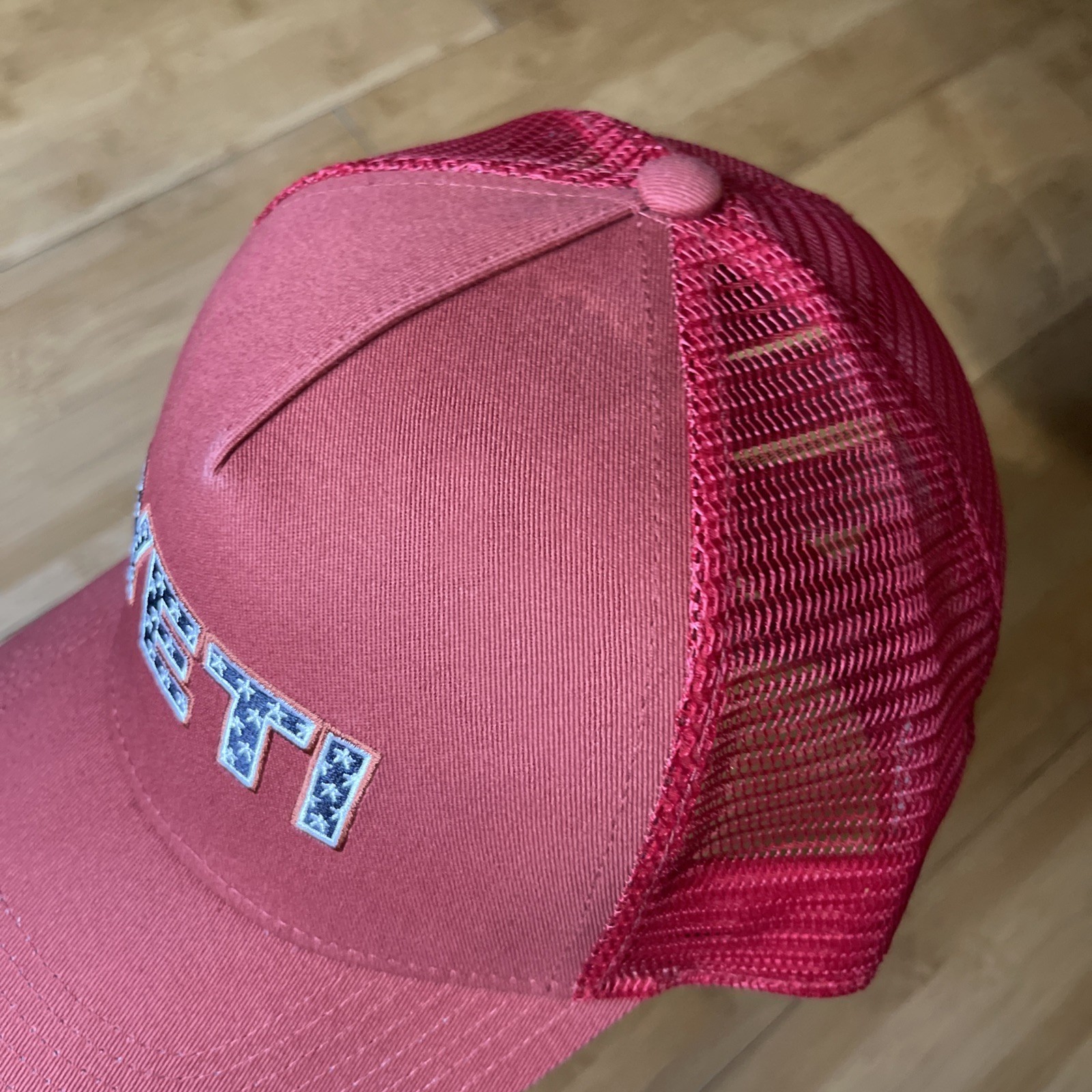 YETI Coolers Red Washed 2Tone A-Frame Mesh USA Flag Patriotic Snapback Hat VG